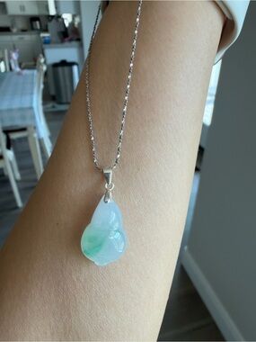 Natural Burmese Grade A Jadeite Jade Gourd Pendant – Icy Gel-Like Texture